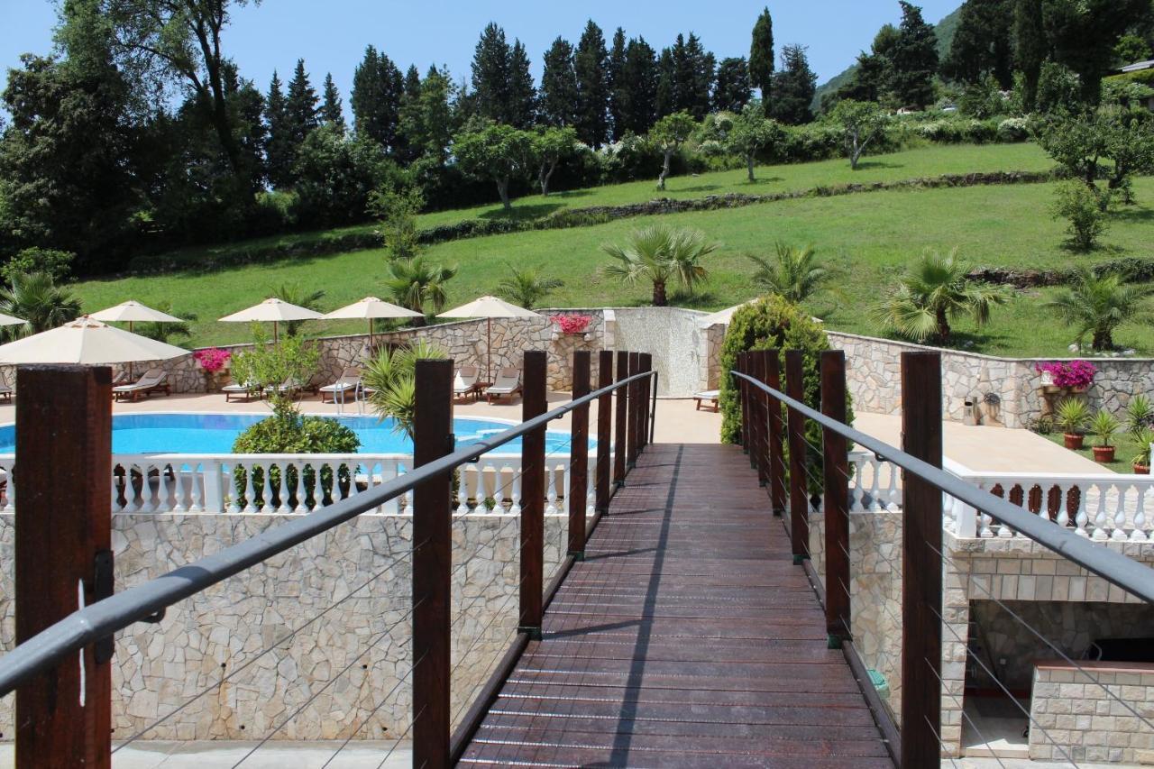 Monte Aria Panorama Suites Херцег-Нови Экстерьер фото