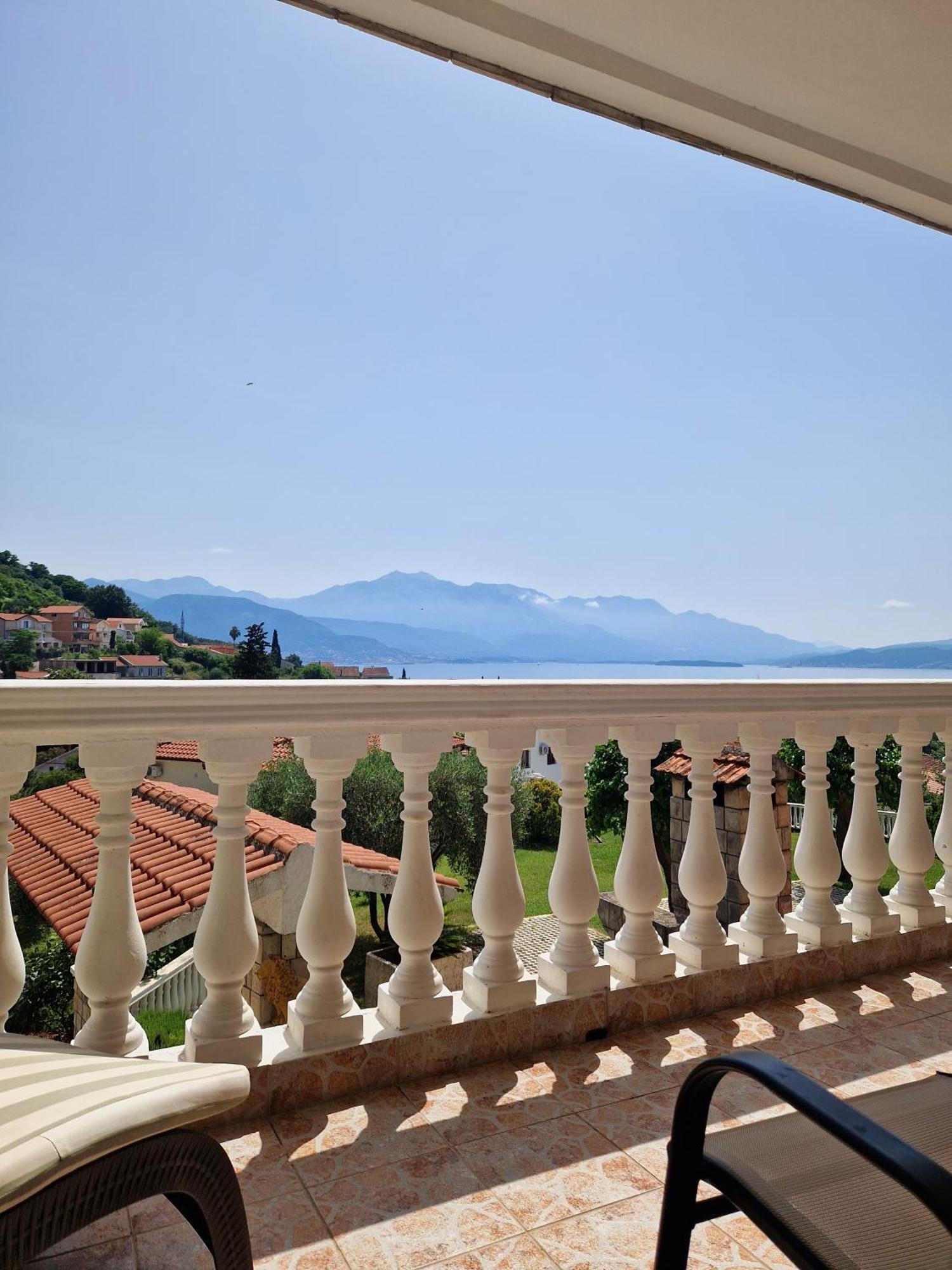 Monte Aria Panorama Suites Херцег-Нови Номер фото