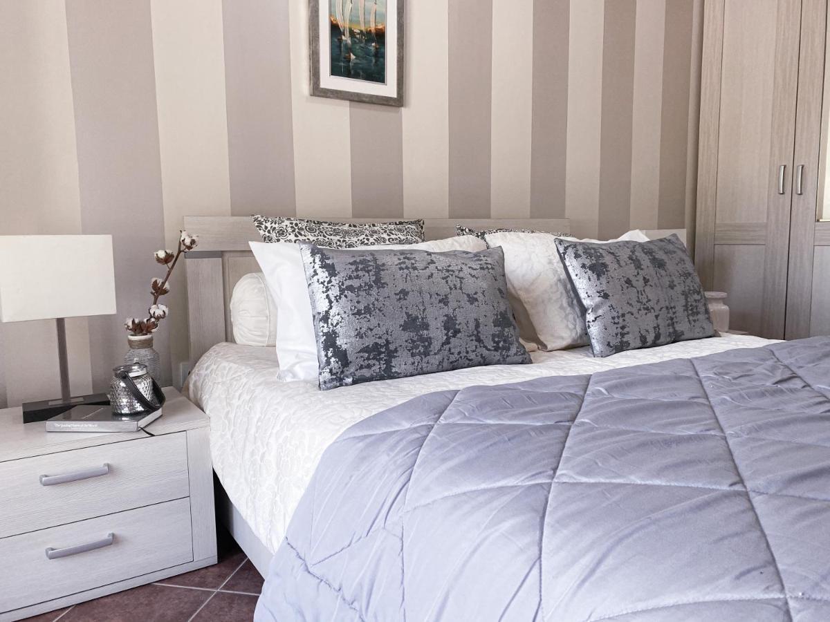 Monte Aria Panorama Suites Херцег-Нови Экстерьер фото